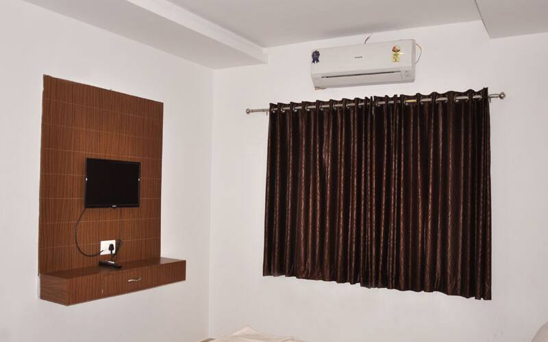 Hotel Ashirwad, Ahmedabad 5
